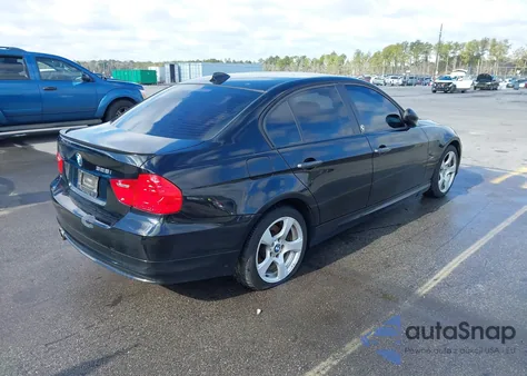 2011 BMW 328I xDrive z USA, uszkodzony, nr VIN WBAPK5C52BF124717
